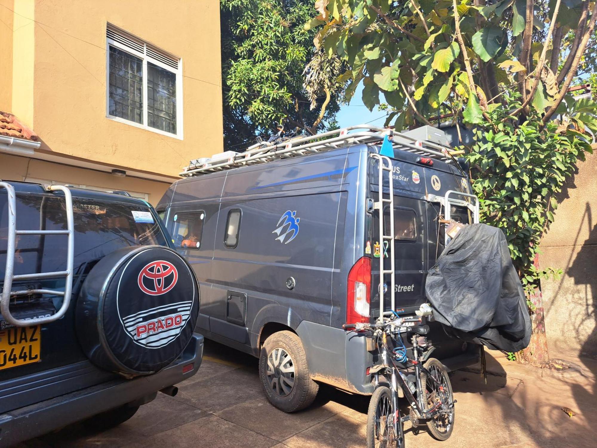 Tgs Homestay Kampala Extérieur photo