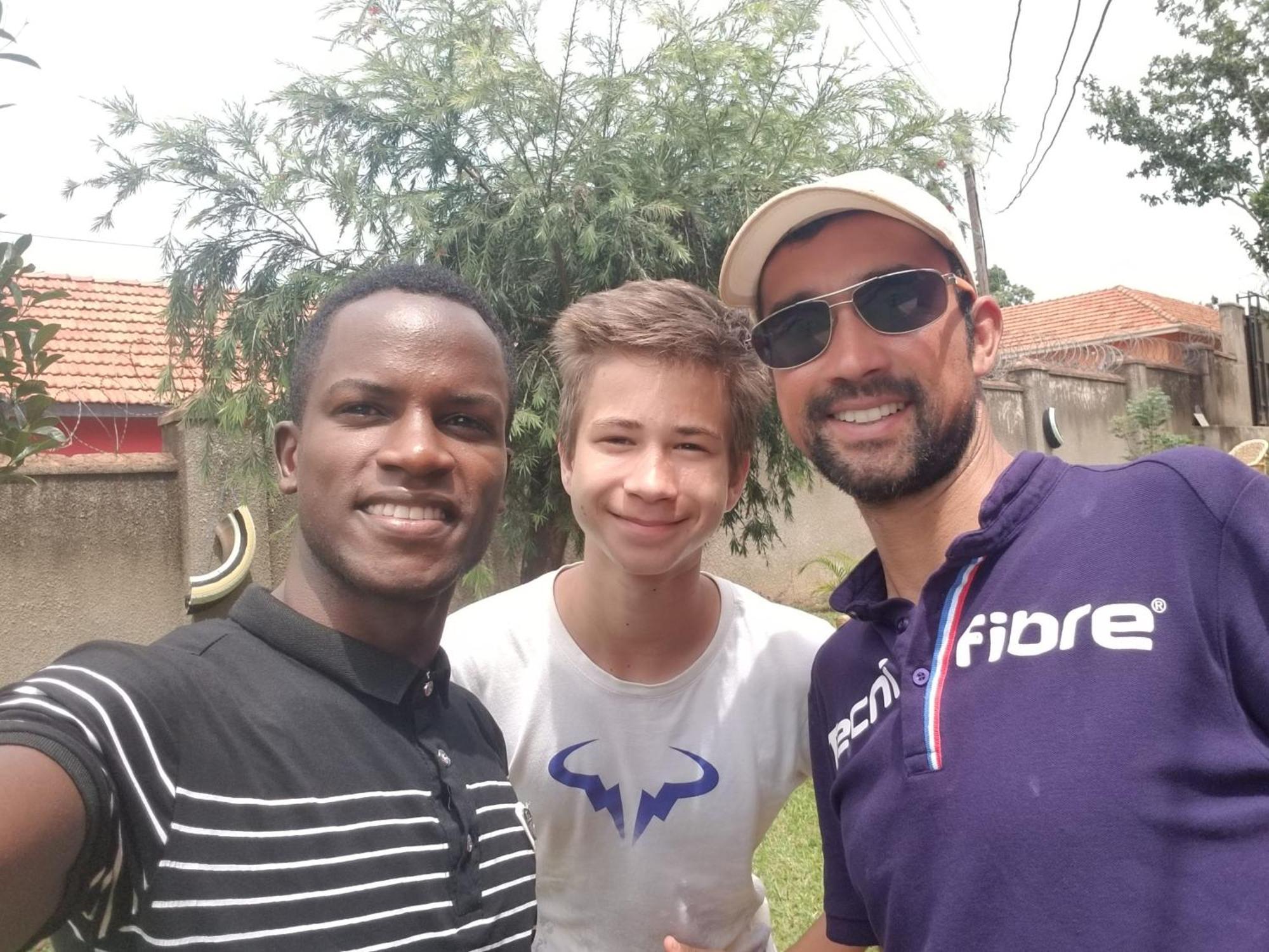 Tgs Homestay Kampala Extérieur photo